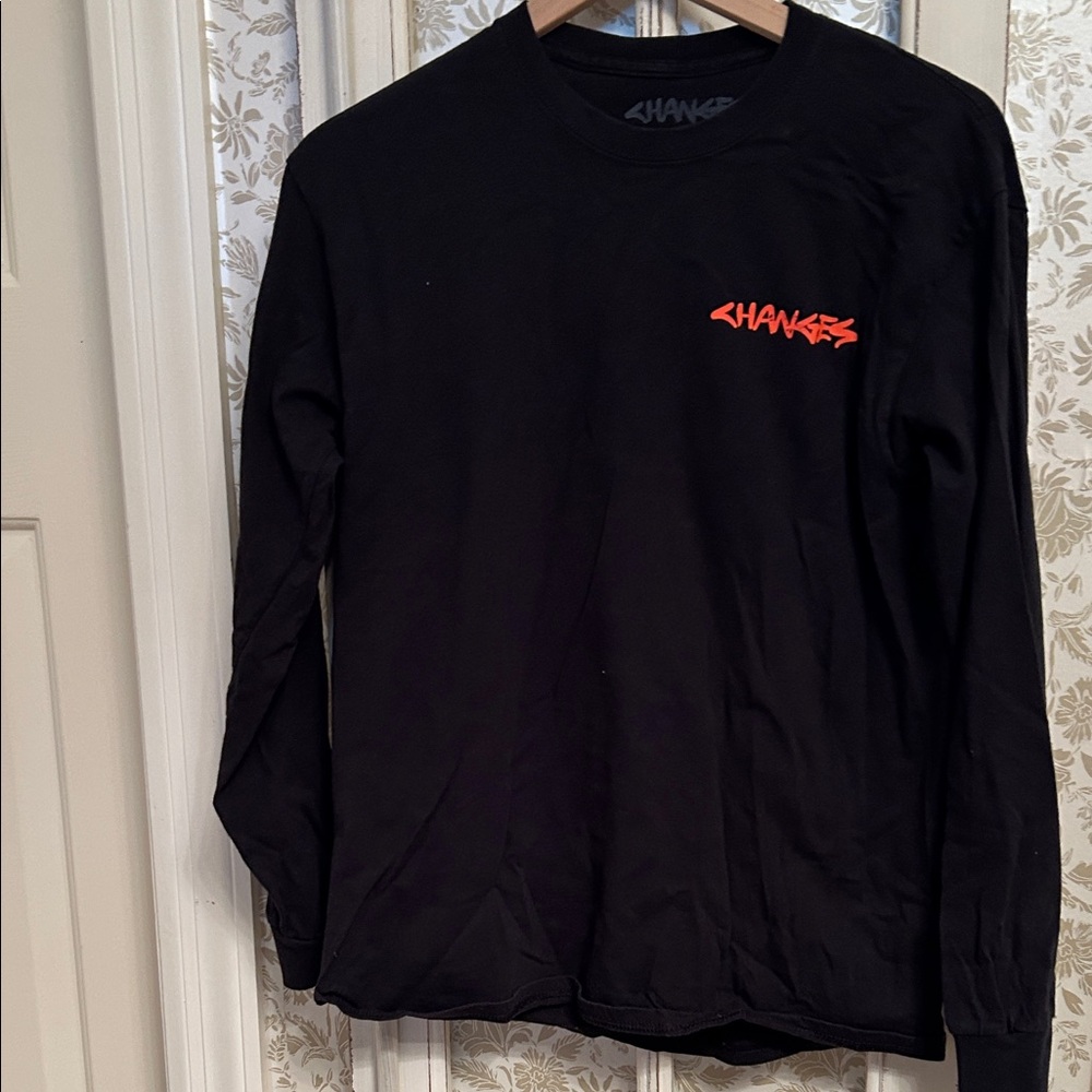 EUC Justin Bieber changes long sleeve shirt